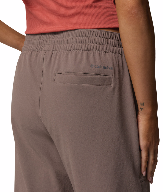 Columbia Women's Pinetown Canyon Jogger Iron