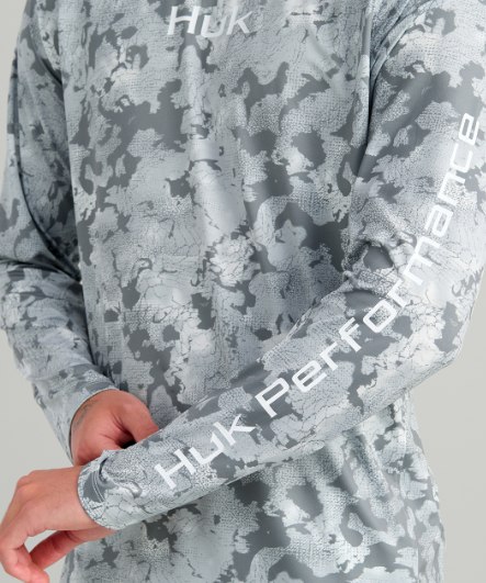 Huk Men's Airweight KC Printed LS Crew Sharkskin
