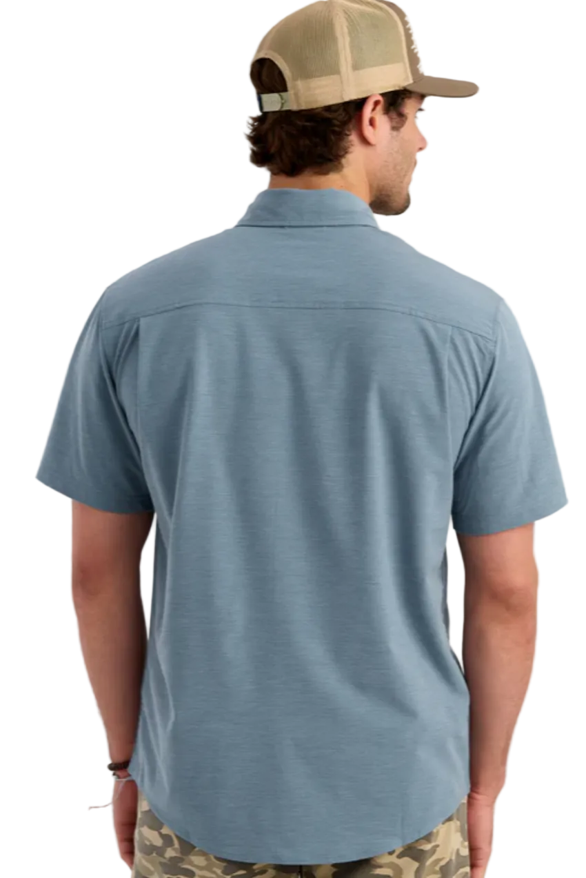 HUK Men's Kona Short Sleeve Shirt Stormy Blue
