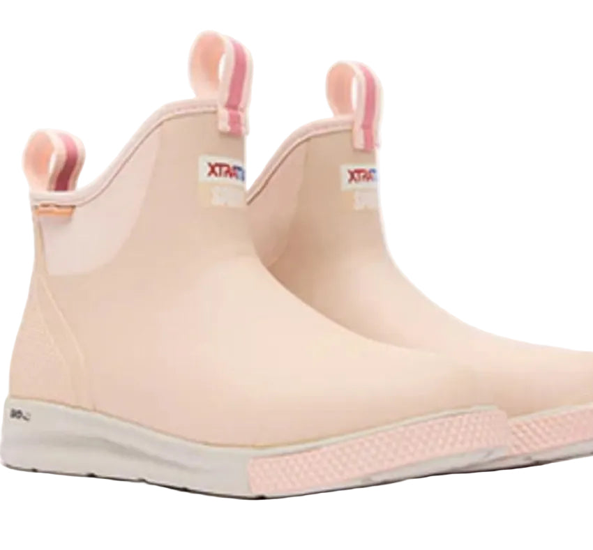 XTRATUF Women's 6" Ankle Deck Boot Sport (Blush Peach)
