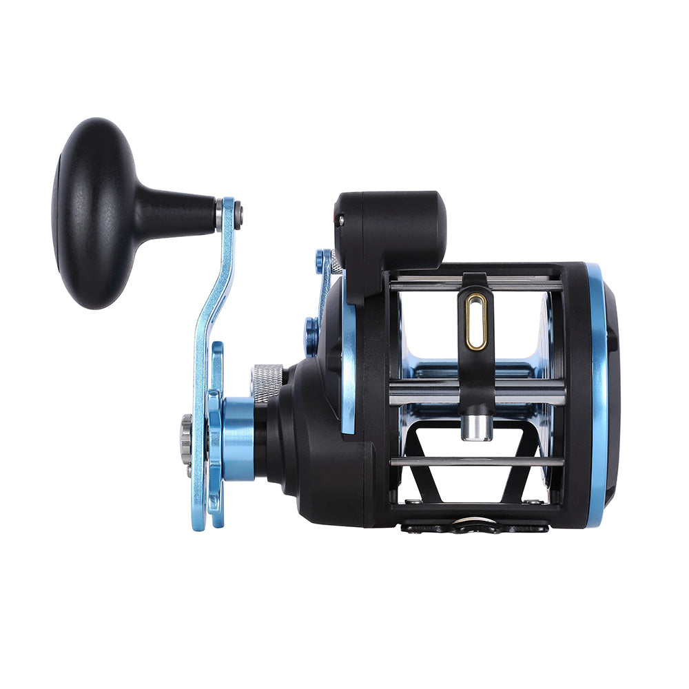 PENN WARII30LWLC Warfare II Level Wind 30 Right Hand Conventional Reel w/Line Counter [1639706]
