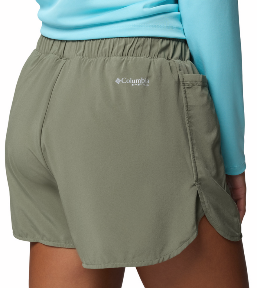 Columbia Women's Tidal Light Lined Short Cypress