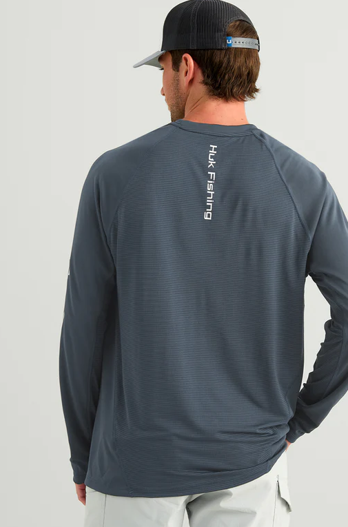 HUK Men's Icon Long Sleeve Crew Sea Storm