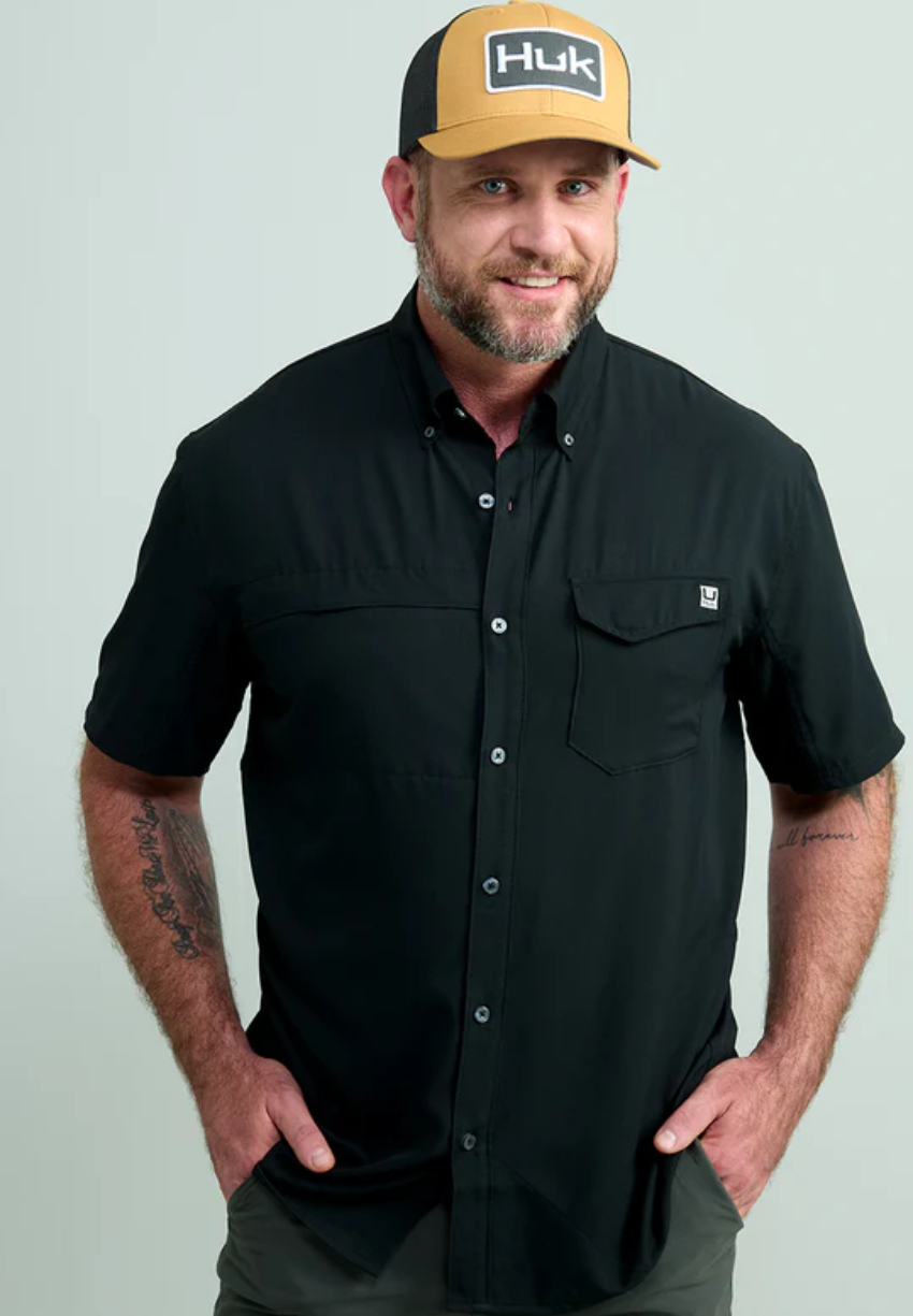 HUK Men's Tide Point Short Sleeve Shirt Black