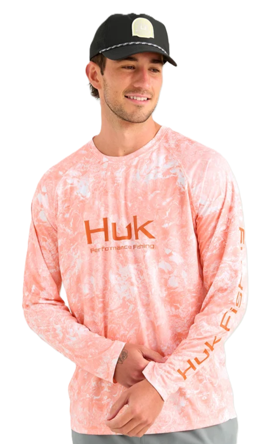 Huk Men's Mossy Oak Pursuit Performance Crew Mossy Oak Coral Reef
