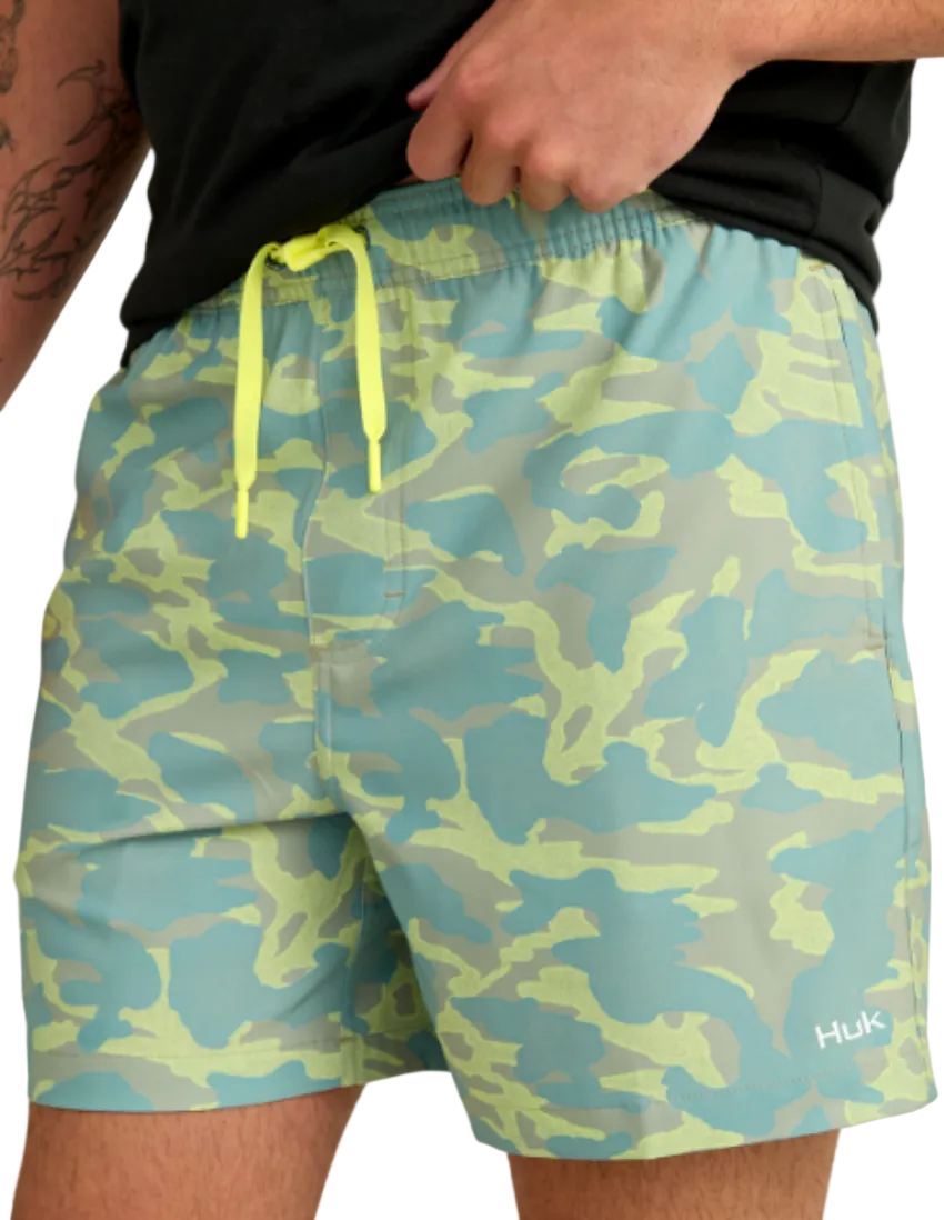 Huk Men's Pursuit Printed Volley Shorts Seagrass