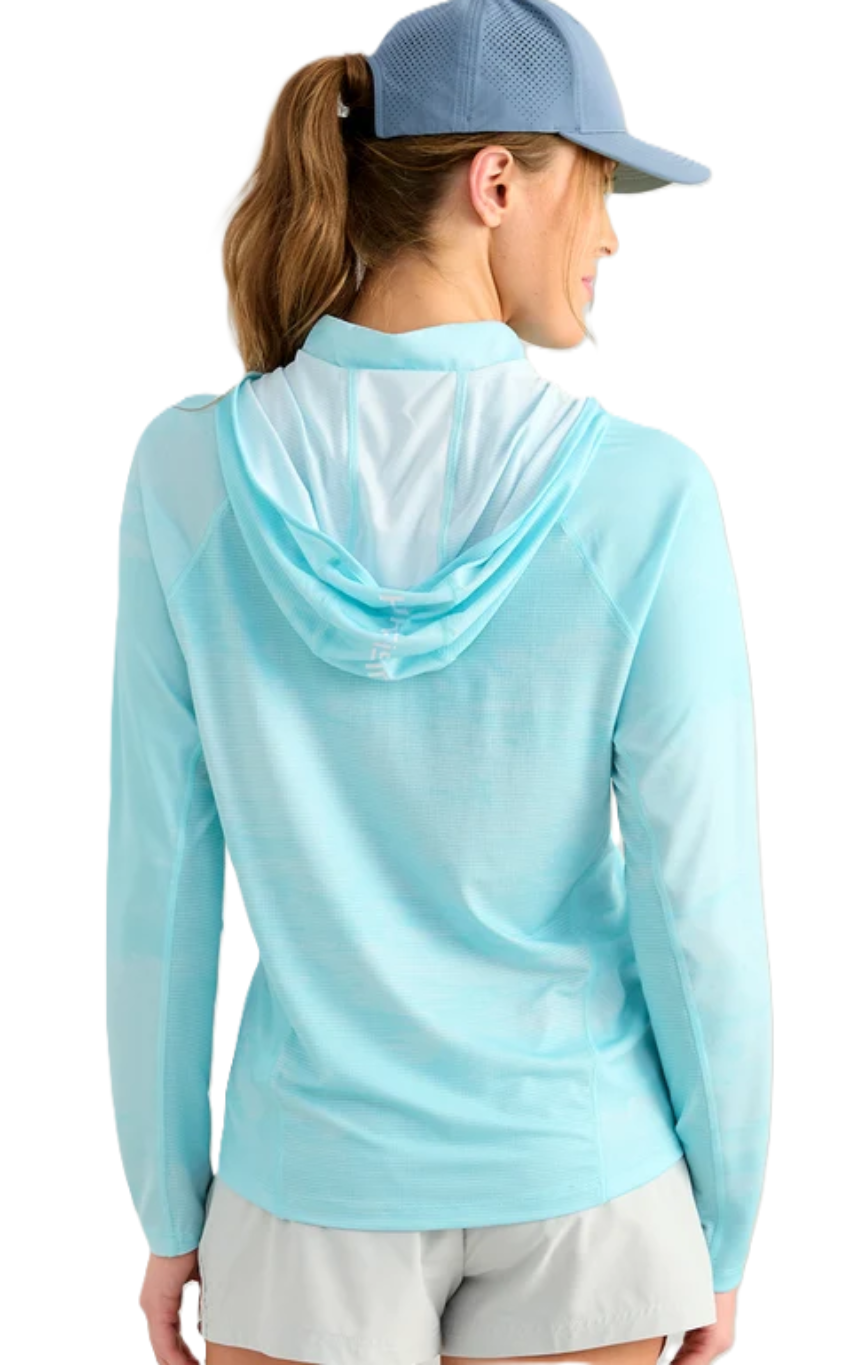 Huk Women's Icon Performance Hoodie Caicos Sea Spray