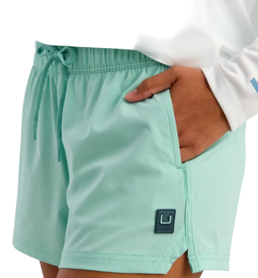 Huk Women's Isla Lightweight Shorts Caicos