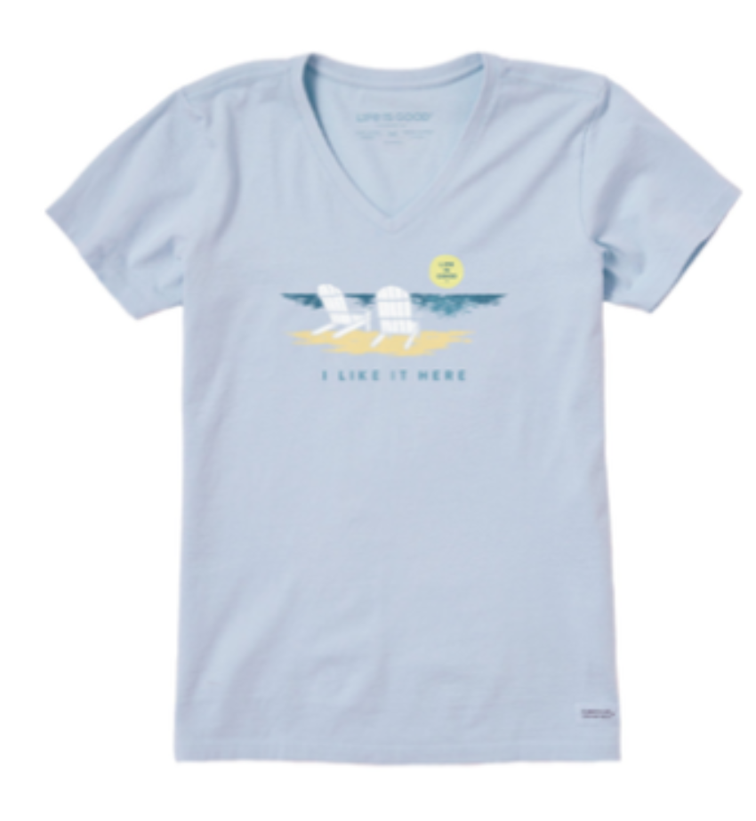 Life Is Good Women's Crusher-LITE Adirondack Beach Glacier Blue