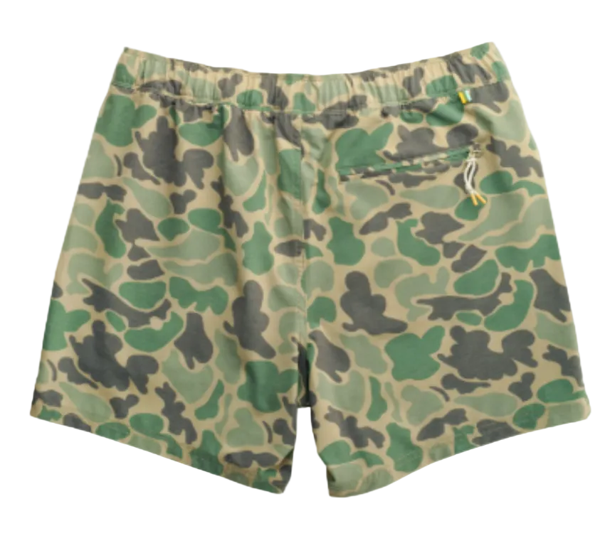 Marsh Wear Men's Fulton 6" Volley Shorts Green Mallard Camo