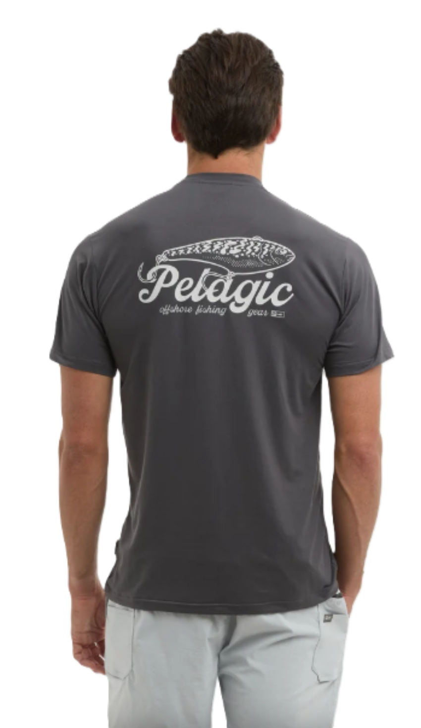 PELAGIC Men's Freespool Get Hooked SS Shirt Graphite