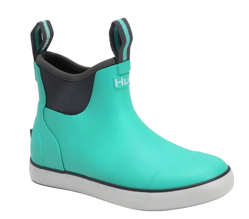 HUK Women's Rogue Wave Boots Bermuda