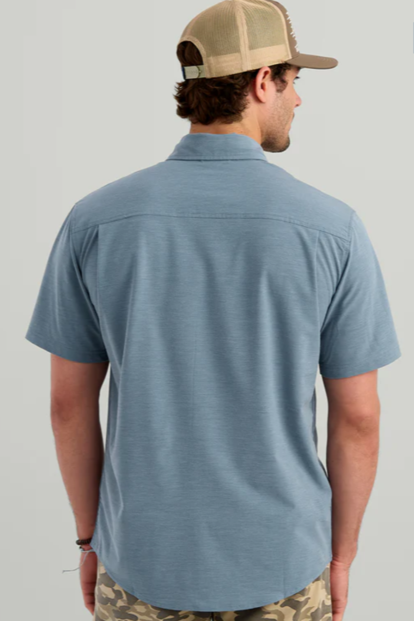 HUK Men's Kona Short Sleeve Shirt Stormy Blue