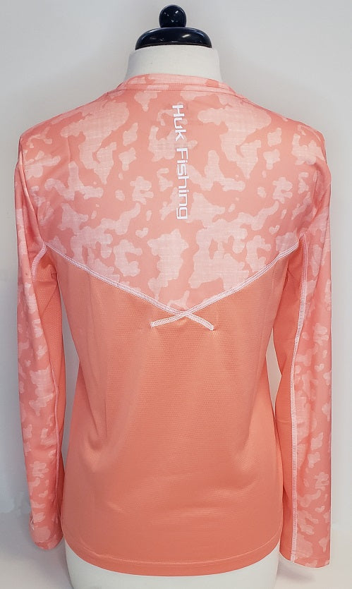 Huk Women's Icon X Running Lakes Camo L/S 687